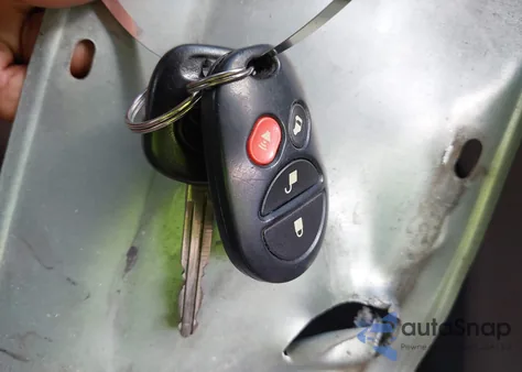 2004 Toyota Sienna Le from USA, damaged, VIN 5TDZA23C54S125553